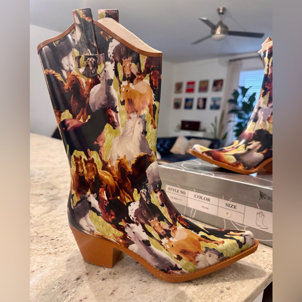 Nature Breeze Horse Print Heeled RainBoots